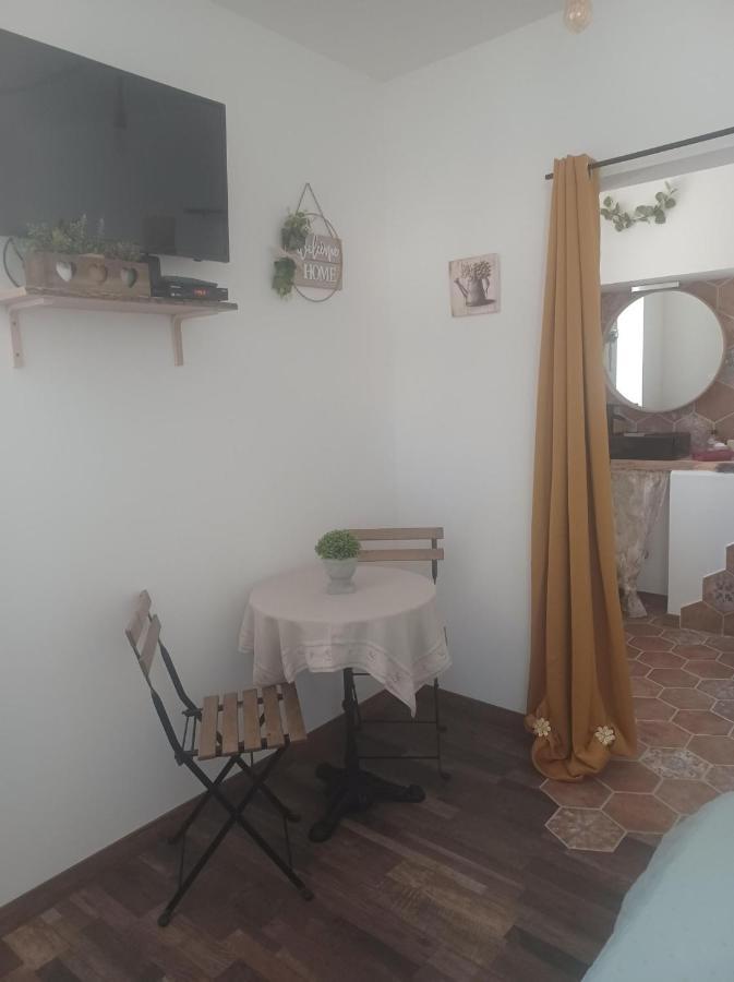 Chambre D'Hote Au Jardin Le Clos Des Vins D'Anges Saint-Pierre-des-Champs エクステリア 写真